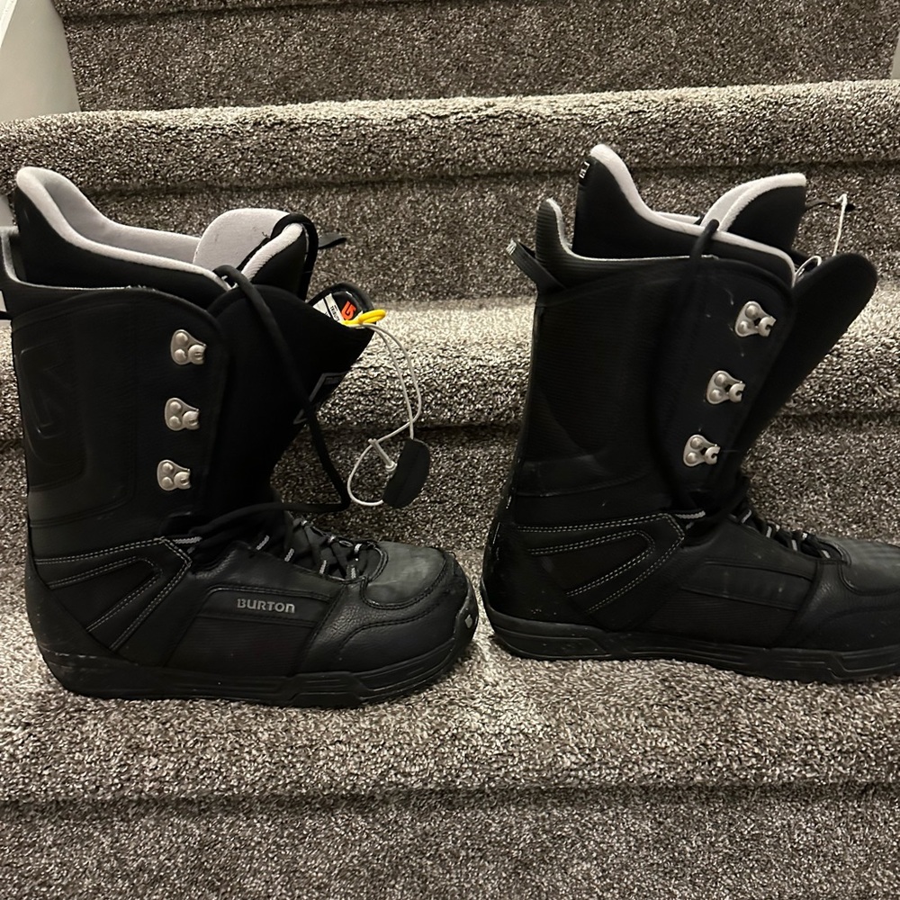 Burton Snowboard boots size 11